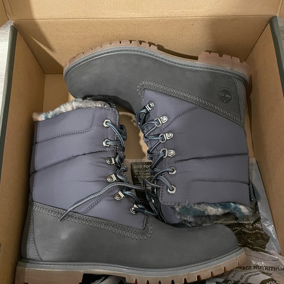 Timberland dark grey winter boots women’s US 9 EU 40 brand new, boxed, unworn. - Picture 3 of 4